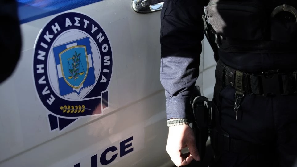 Μεγάλη αστυνομική επιχείρηση στη δυτική Αττική για την εξάρθρωση σπείρας απατεώνων